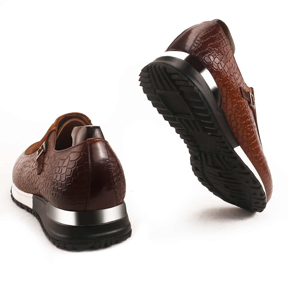 Versatile Crocodile Texture Leather Sneaker