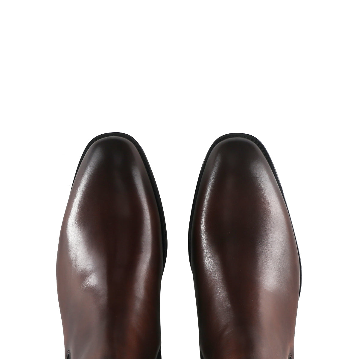 Elegant Streamlined Silhouette Chelsea Boots