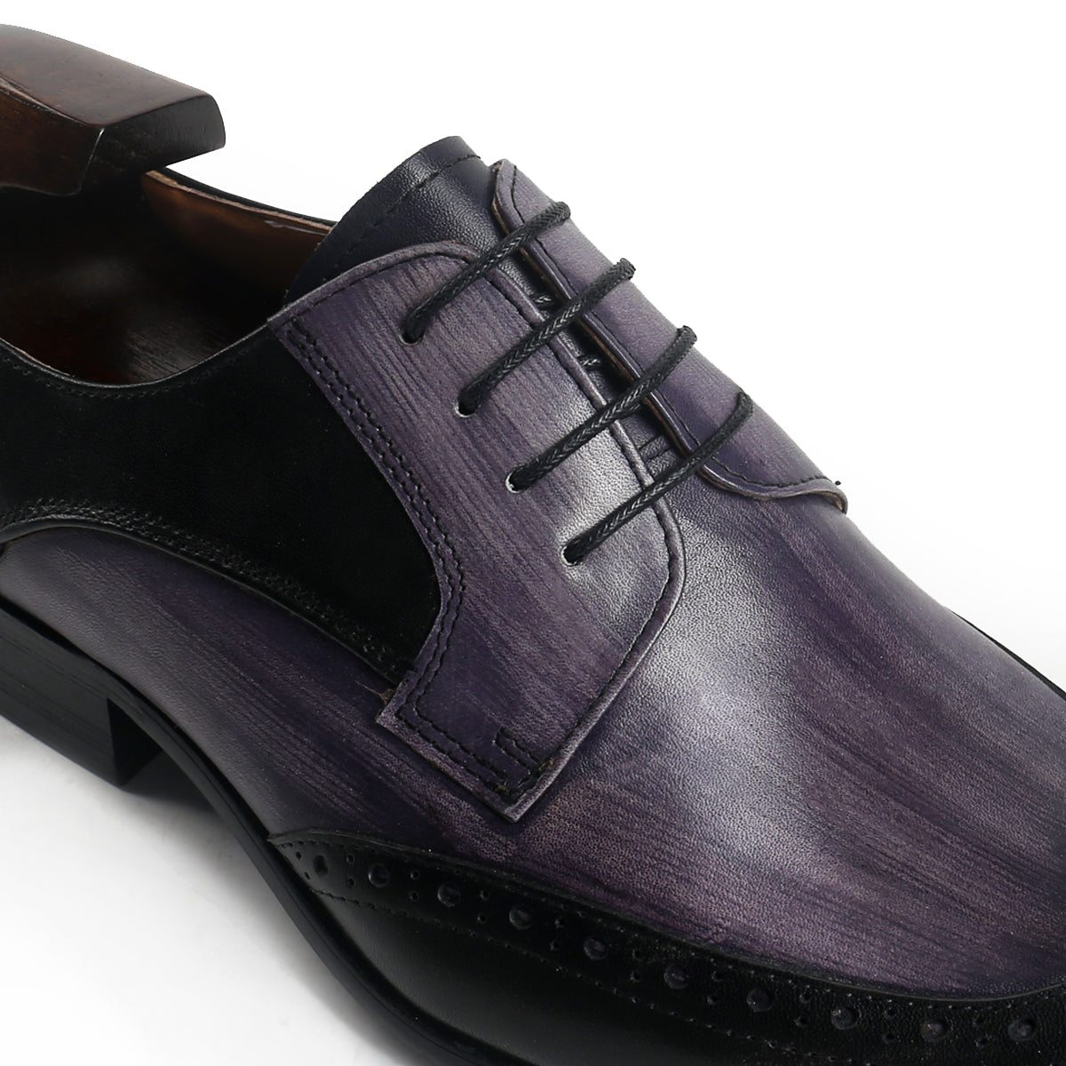 Antique Bi-Color Wingtip Derby Shoes