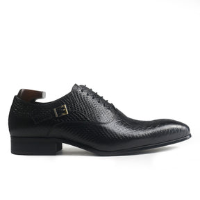 Sophisticated Oxford with Alligator Print